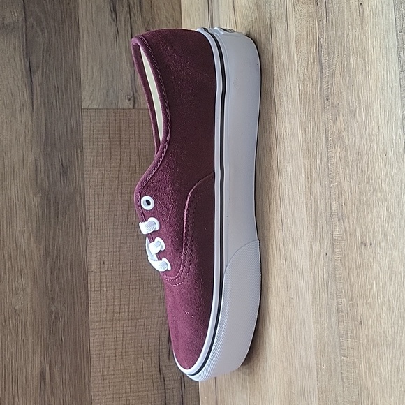 Vans Authentic Platform Brand new in the box. - Picture 9 of 12